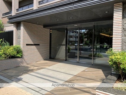 バウス武蔵境[3LDK/70.1m2]のエントランス