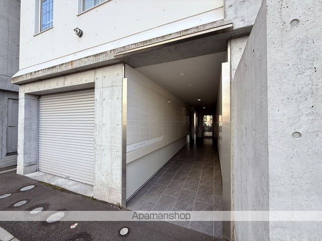 ステラ美術館通の玄関写真