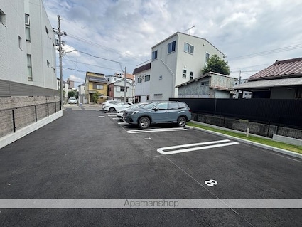 愛知県名古屋市北区杉村１丁目[1K/28.08m2]の駐車場