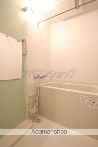 レオネクストホワイトパレスの内装写真