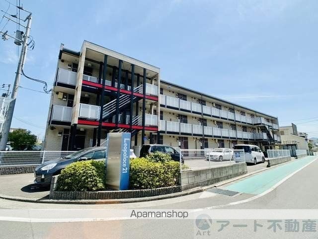 レオパレス松山インター[1K/31.33m2]の外観1