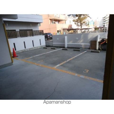 第1アリストマンションの外観写真