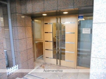 東京都杉並区下高井戸３丁目[1K/21.09m2]のエントランス3