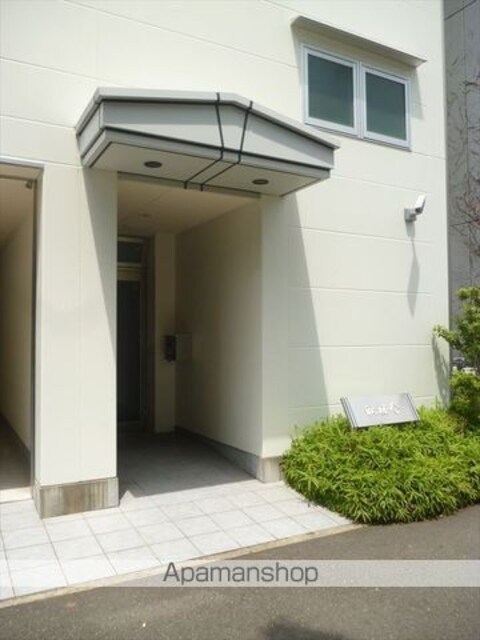 和歌山県和歌山市四番丁[1R/41.91m2]の共用部