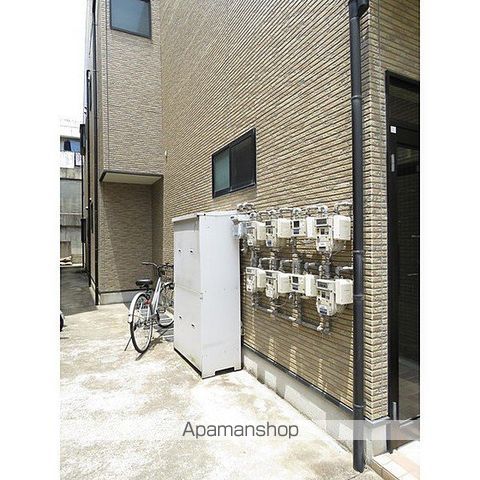 ピュア高宮参番館の内装写真