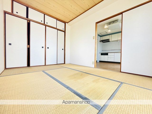 アーチスト赤川の内装写真