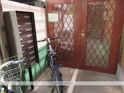 パーシモン高円寺[1K/21m2]のエントランス