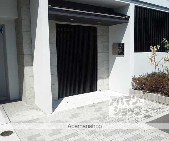 ベラジオ西大路五条の玄関写真