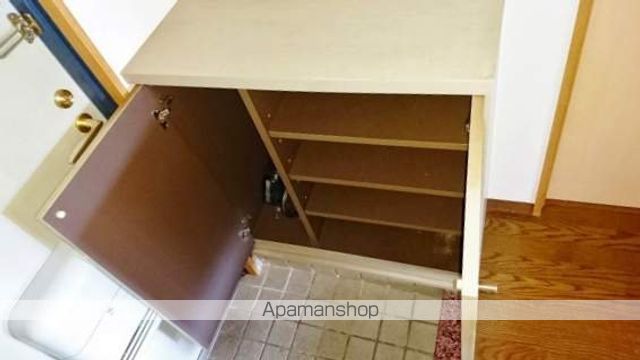 東雲マンションの内装写真