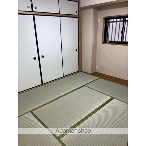 deuxieme SAWADAの内装写真