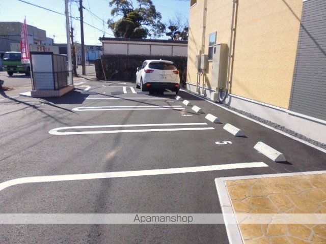 メイ・ピースのその他写真