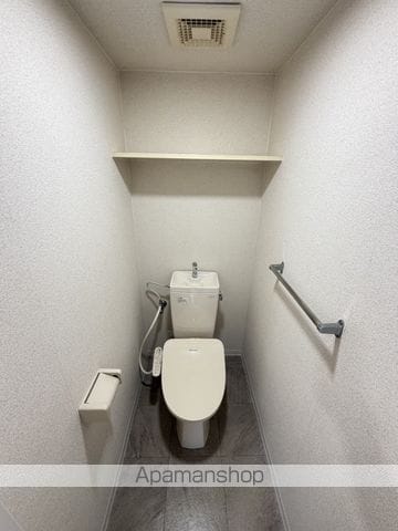クリスタルフォレストの内装写真