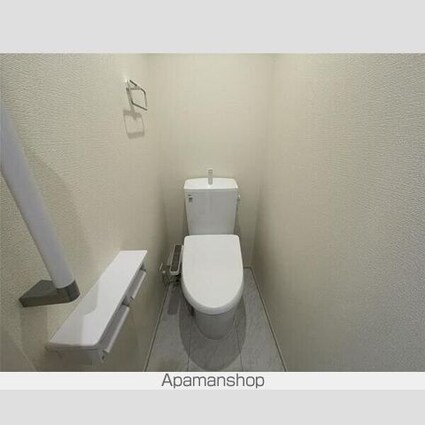 リーブルファイン羽村羽中[1LDK/47.1m2]のトイレ