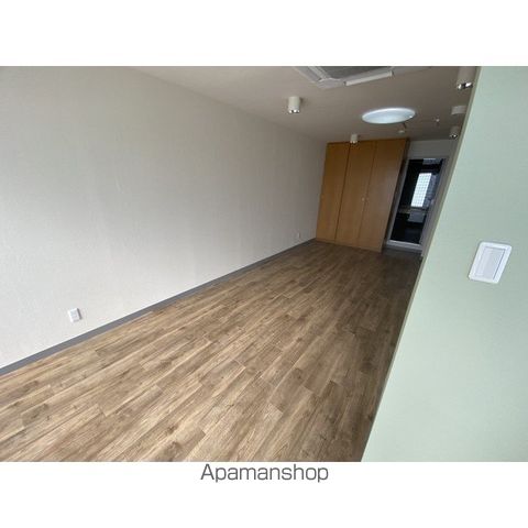 ポートタワー山下町の内装写真