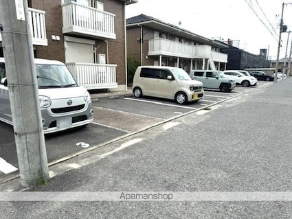 和歌山県和歌山市神前[1R/34.69m2]の駐車場