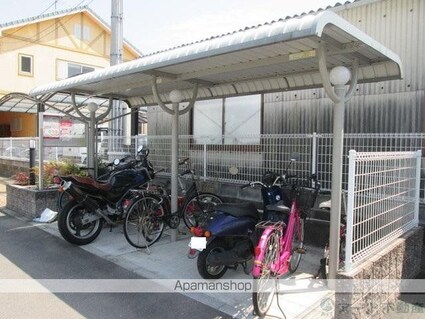 愛媛県松山市平田町[1LDK/37.13m2]の共用部1