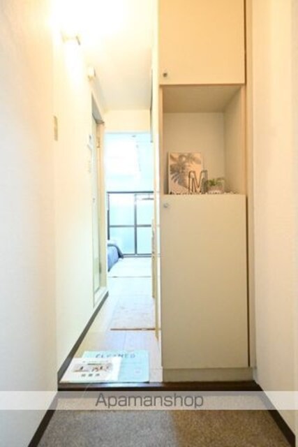 スカイコート池尻[1R/15m2]の玄関2