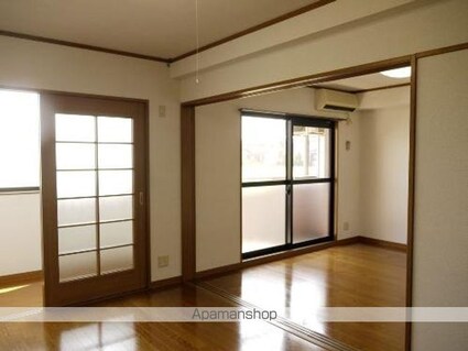 セルフォース[2LDK/58.75m2]のリビング・居間