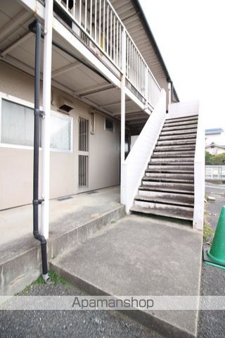 コーポラス高屋の玄関写真