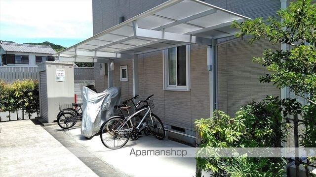和歌山県和歌山市六十谷[1LDK/43.05m2]の共用部3