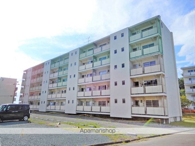 ビレッジハウス国本3号棟の外観写真