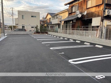 アネックスわたむき[1K/27.79m2]の駐車場2