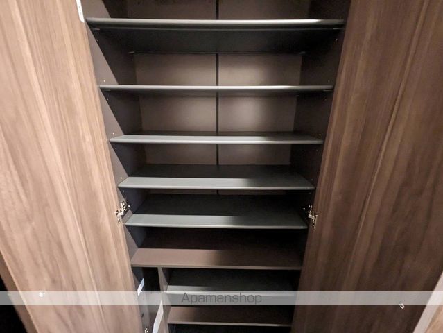 ペルル新広の内装写真