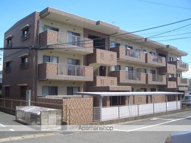 アーバンパレス