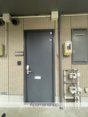グリーンポポIの玄関写真