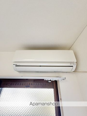 フォースアベニューの内装写真