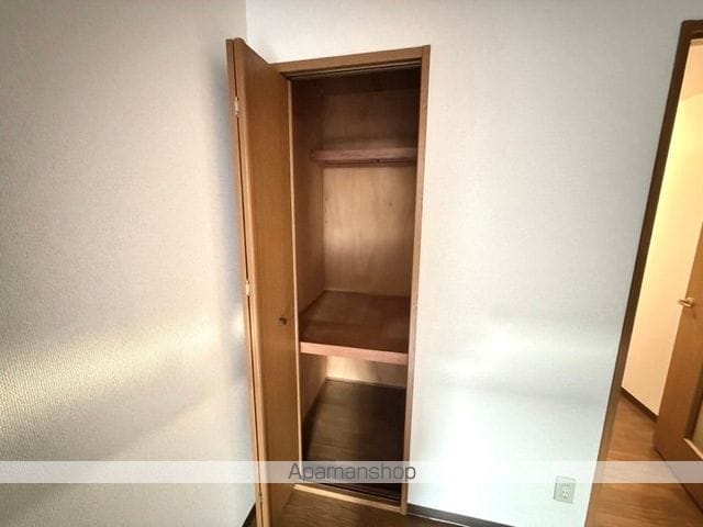 エメラルドリーフの内装写真