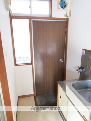 二幸ハウス[1K/15m2]の玄関