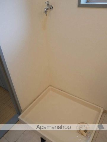 スクエアコートの内装写真