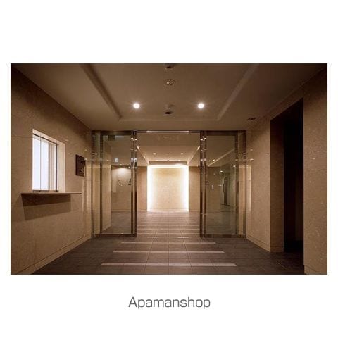 レジディア東品川の玄関写真