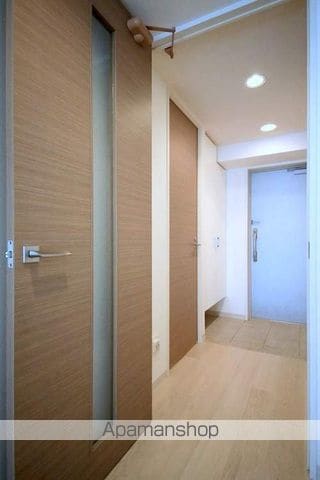 レジディアSHINSAIBASHIウエストの内装写真