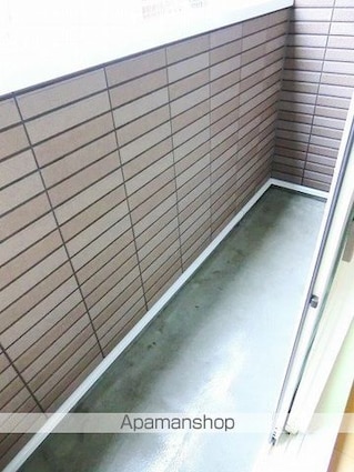 宮崎県延岡市日の出町２丁目[1R/32.94m2]のバルコニー