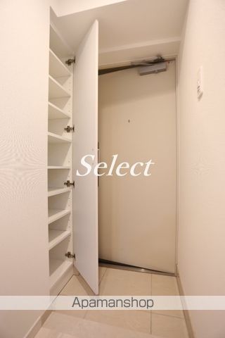 BANDOBASHI KNOTSの内装写真