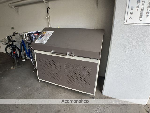 大通24マンションの外観写真