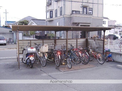 マンション元町[3LDK/69.3m2]の共用部3