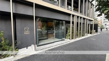 ＺＯＯＭ新宿御苑前[1LDK/31.5m2]のエントランス