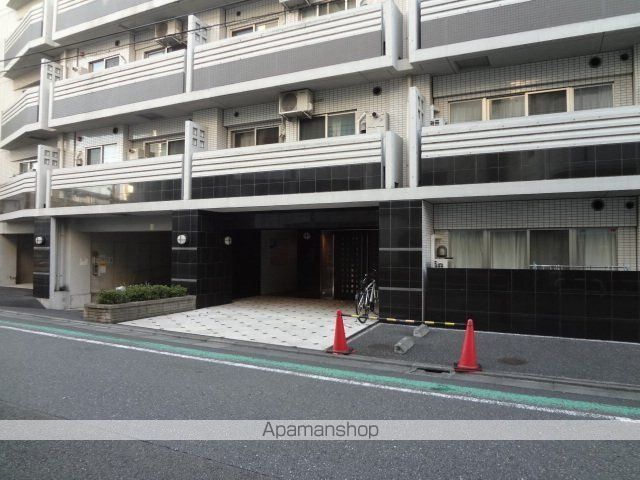 レジディア三軒茶屋IIの外観写真