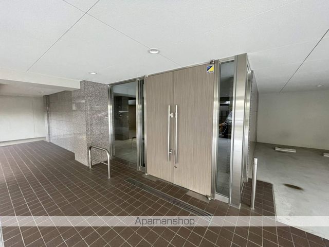 リエンピーレ一色の玄関写真