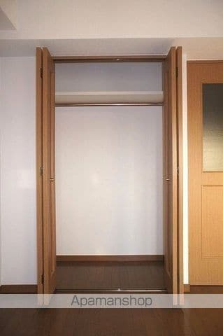 エンクレスト博多駅南の内装写真