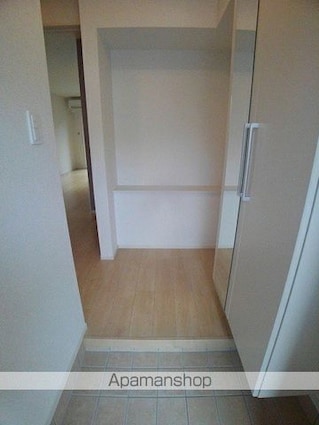 エレガンテ　Ⅰ[1LDK/45.84m2]の玄関