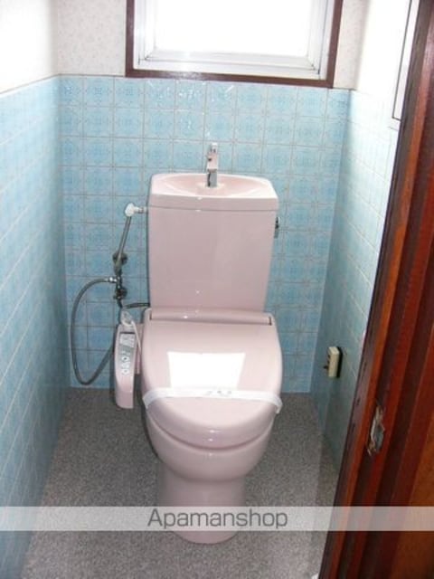 岡山県岡山市北区野田屋町２丁目[2DK/57.06m2]のトイレ