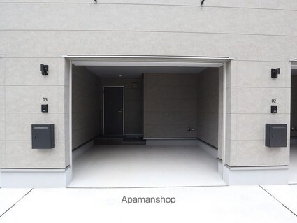 愛知県名古屋市昭和区小坂町１丁目[2LDK/77.45m2]のエントランス4