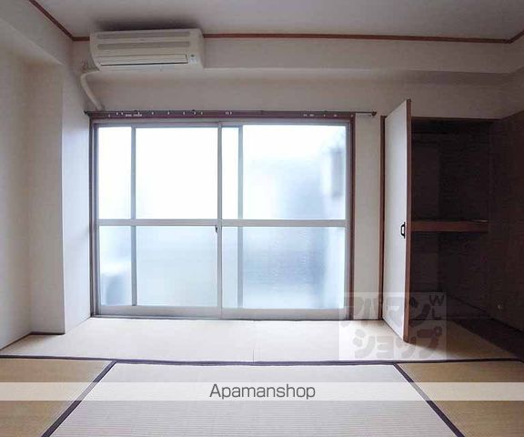 マンションいそい常盤の内装写真