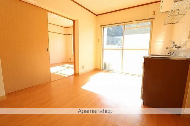 湯川ハイツの内装写真