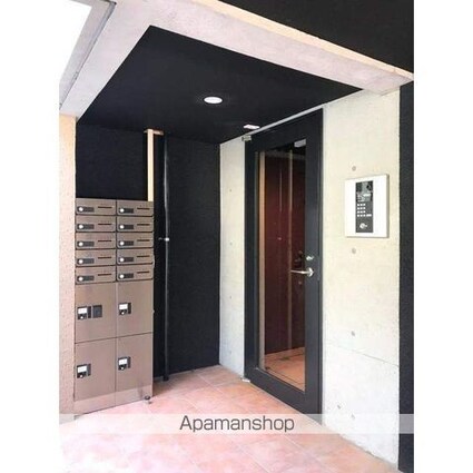 ウェルスクエアイズム中野坂上[1DK/27.13m2]のエントランス1