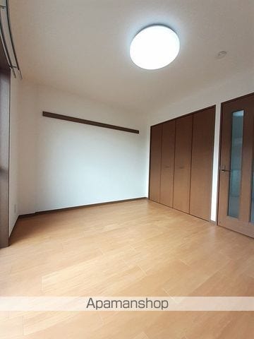 イグレック 楯 Aの内装写真